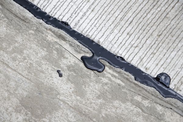 Cost of Pavement Crack Sealing in Hayward